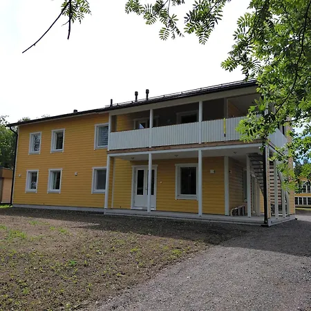 Kronoby Folkhoegskola *